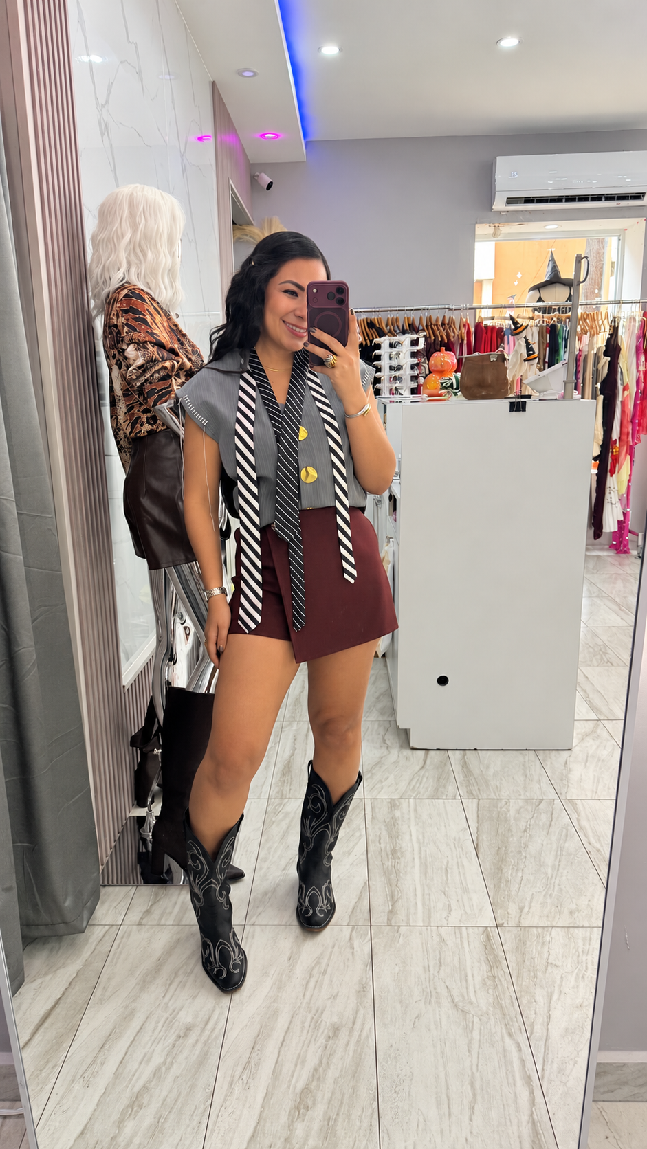 BURGUNDY SKORT TIENE SPANDEX