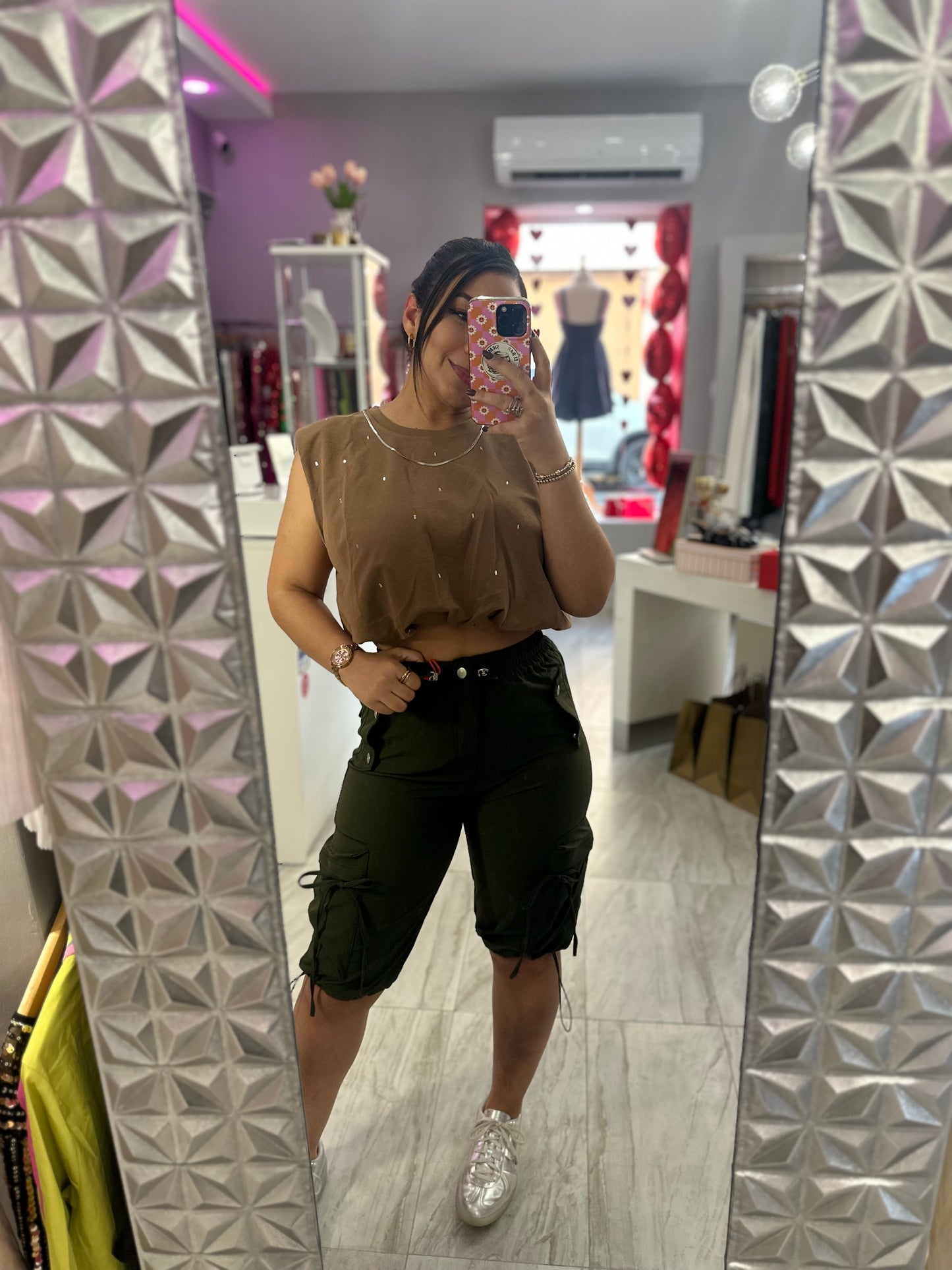 OLIVE BERMUDA VIBRANT SHORT