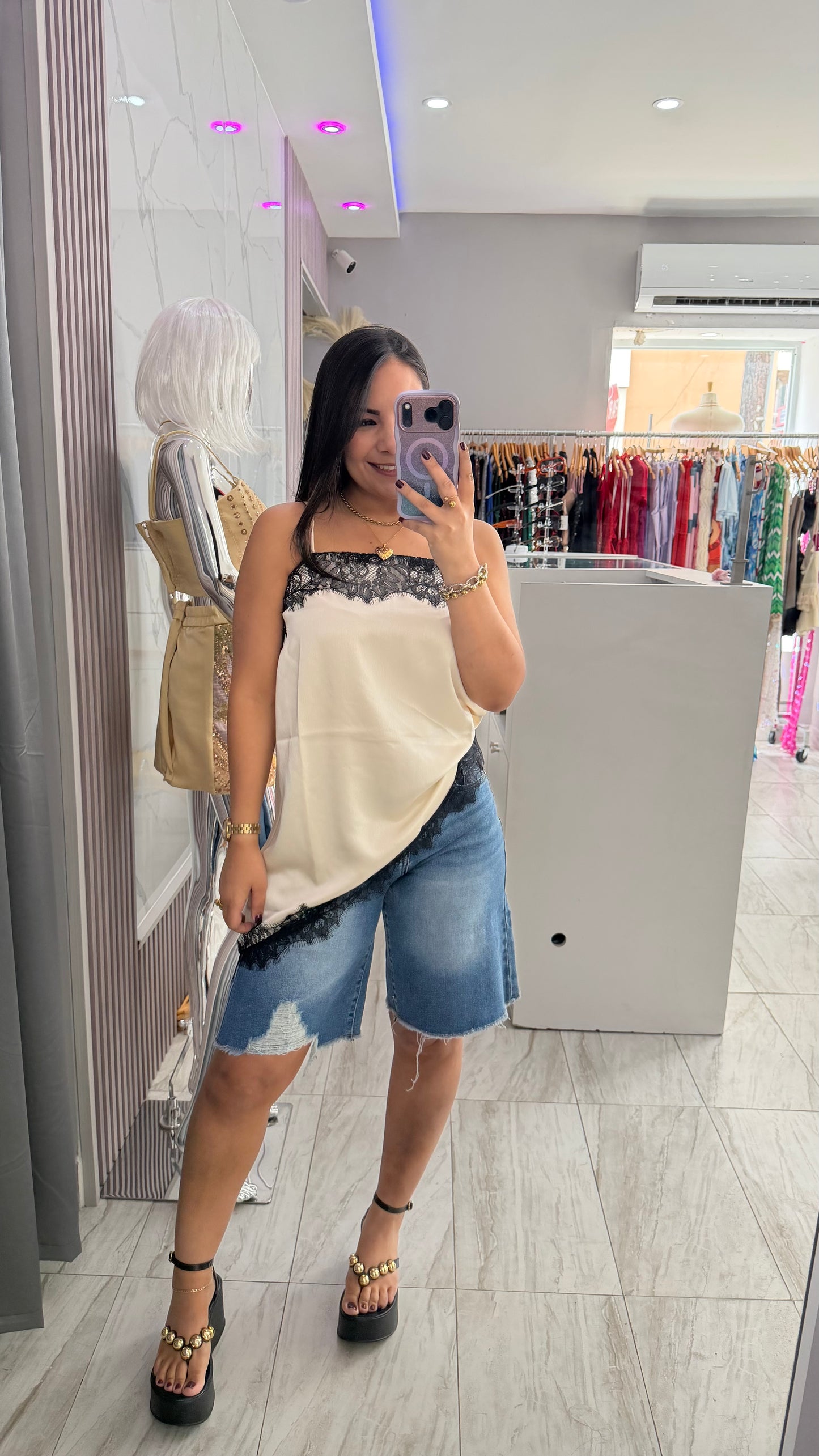 BERMUDA SHORTS