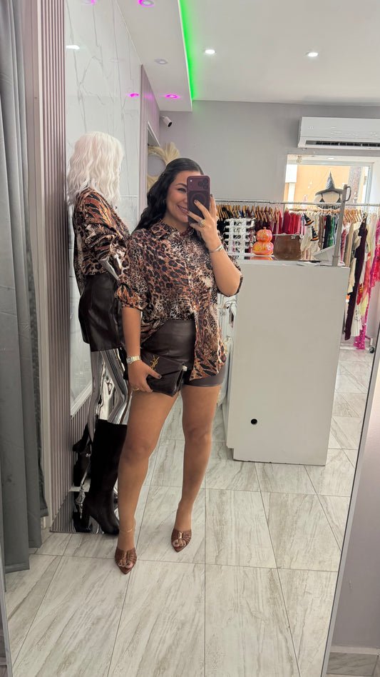 CHOCOLATE LEATHER SHORT