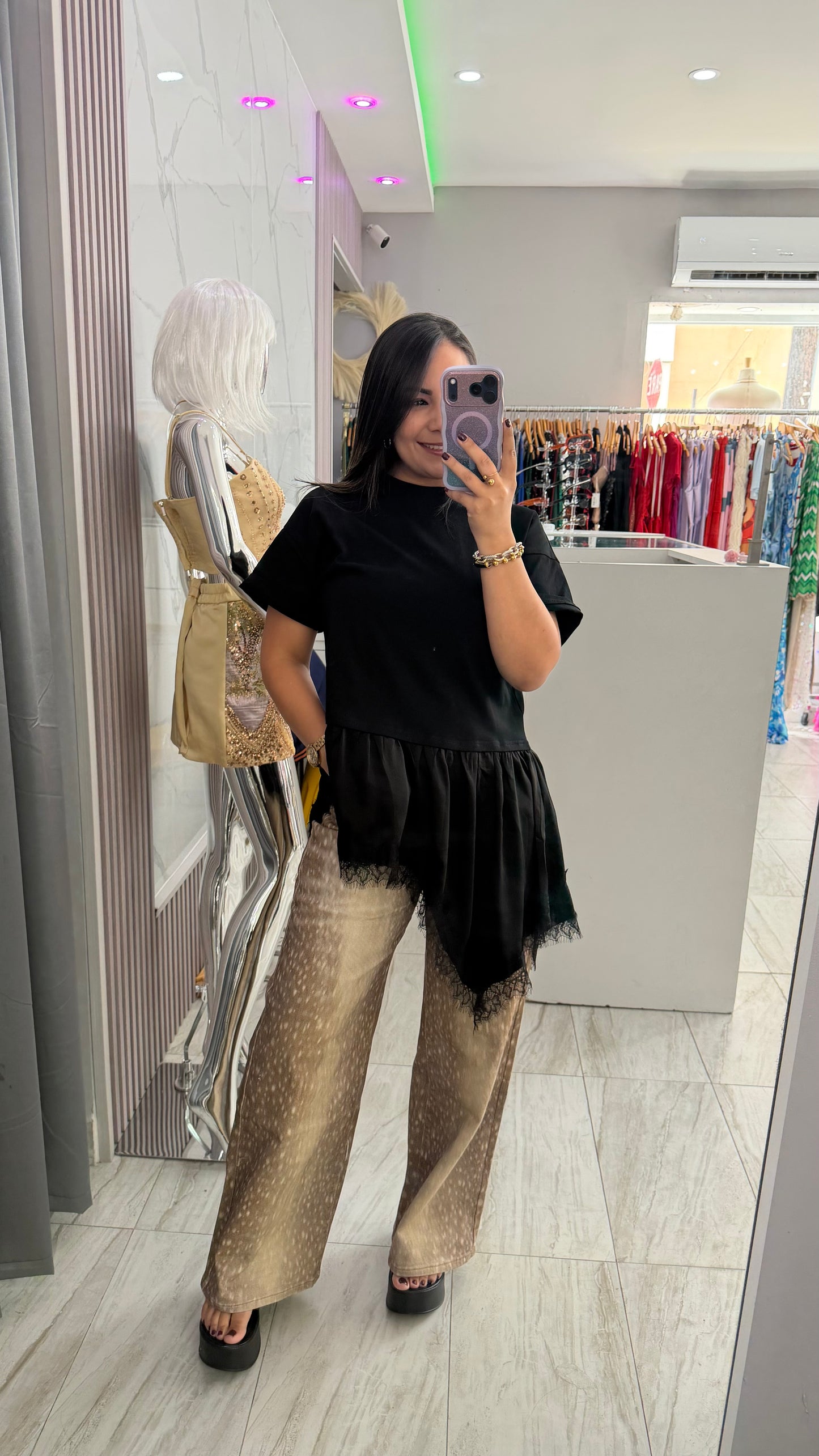 OVER SIZE BLACK LACE TOP