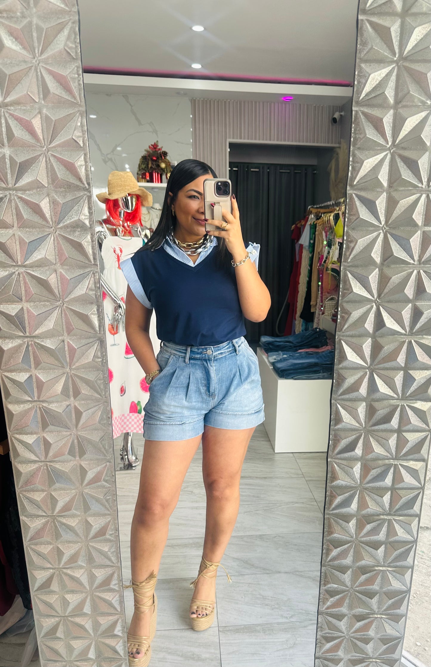 LIGHT DENIM SHORTS CORRE GRANDE BAJALE UN SIZE