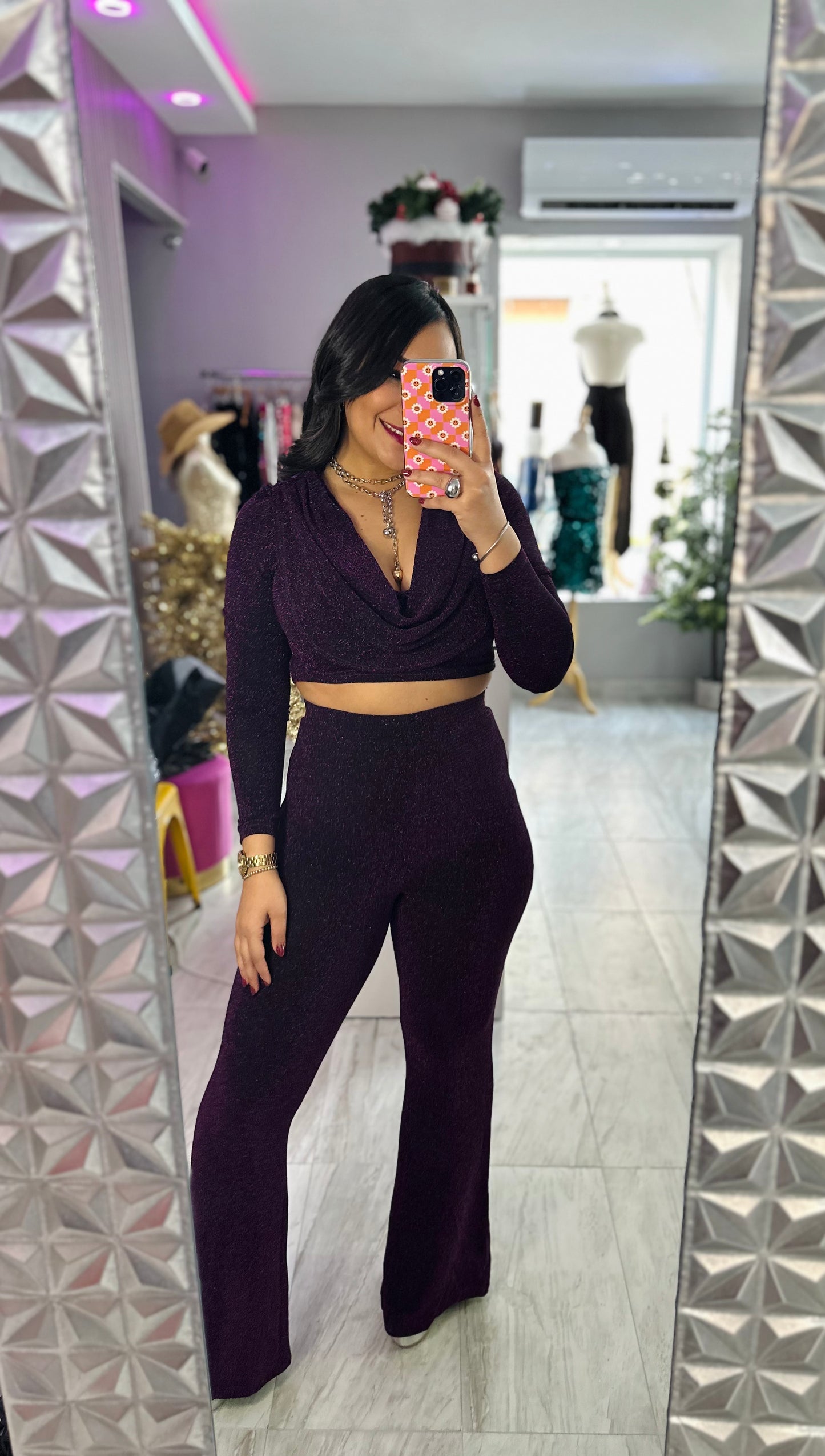 SELENA’S SET